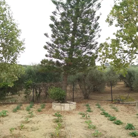 Eden Garden Near Knossos * Skalanion